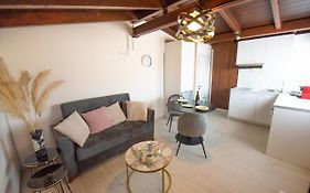 Venetian Apartments, 650M From Corfu Port